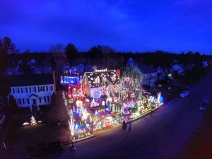 Christmas on Wendhurst from Crazy Christmas Lights on TLC