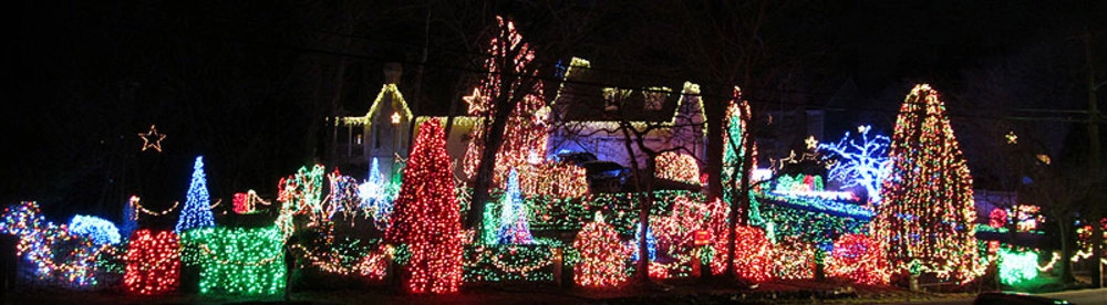 Collingwood Lights in Alexandria Virginia courtesy of the Tacky Light Tour